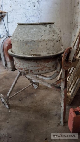 Betoniarka wolno-spadowa elektryczna BWE 100 